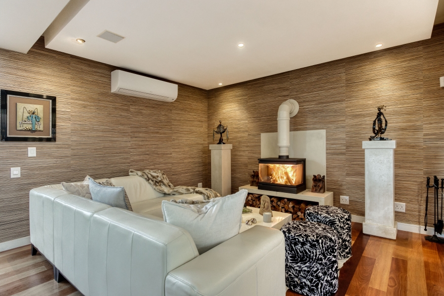 4 Bedroom Property for Sale in Briza Western Cape